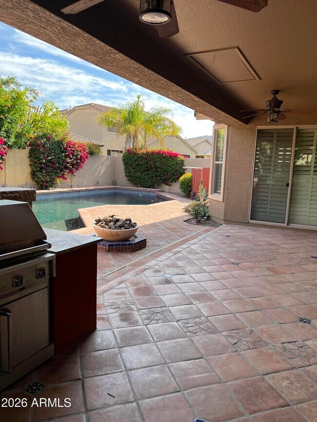 3022 W Gran Paradiso Dr Phoenix, AZ 85086 photo 5