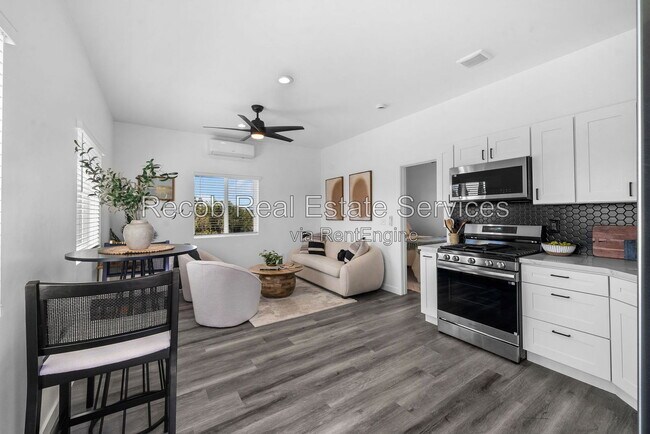 5116 69th St San Diego, CA 92115