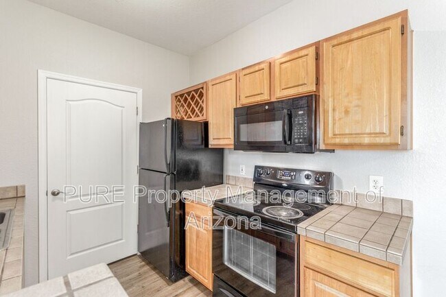 2929 W Yorkshire Dr Phoenix, AZ 85027 photo 5