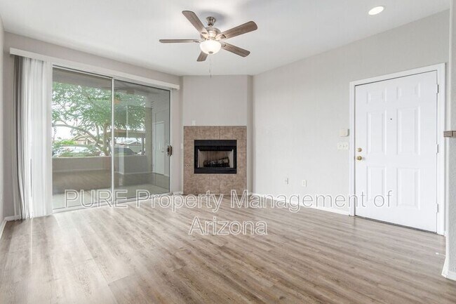 2929 W Yorkshire Dr Phoenix, AZ 85027 photo 2