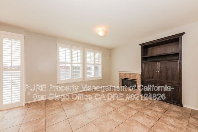 2860 Bear Valley Rd Chula Vista, CA 91915 photo 2