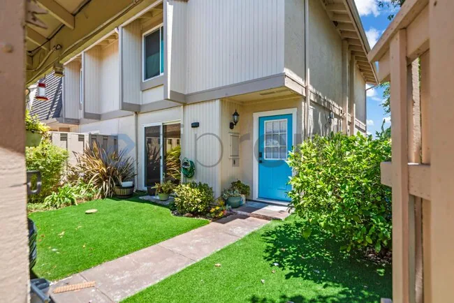 11030 Firethorne Dr photo 4