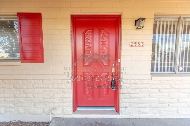 2533 E Blanche Dr Phoenix, AZ 85032 photo 3