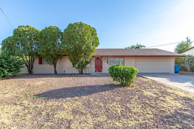 2533 E Blanche Dr Phoenix, AZ 85032 photo 2