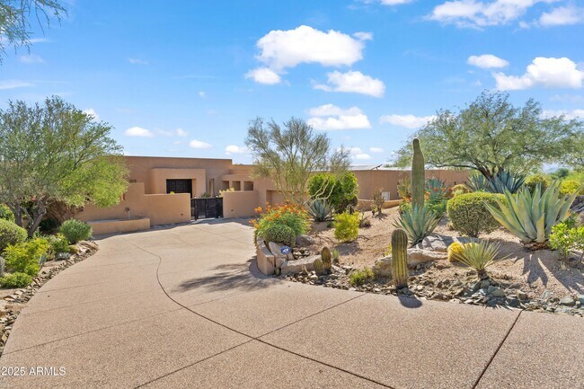 9191 E Happy Hollow Dr Scottsdale, AZ 85262 photo 2