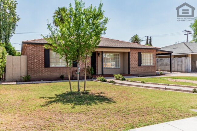 2807 N 8th Ave Phoenix, AZ 85007 photo 3