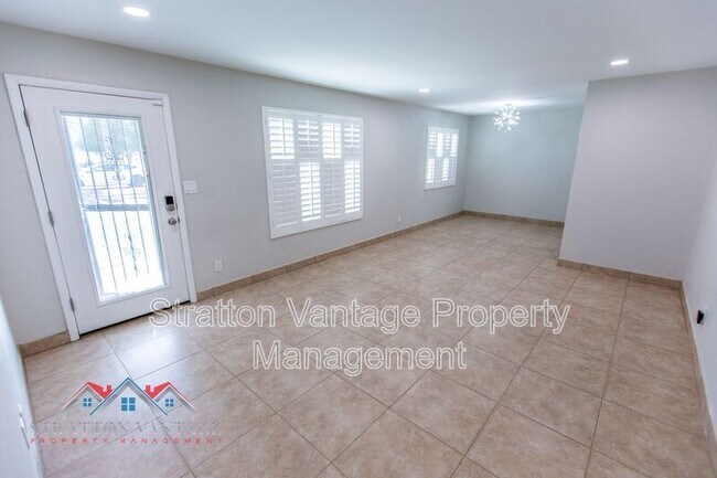 1320 E Palo Verde Dr Phoenix, AZ 85014 photo 5