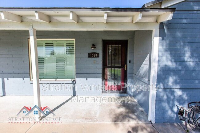 1320 E Palo Verde Dr Phoenix, AZ 85014 photo 3