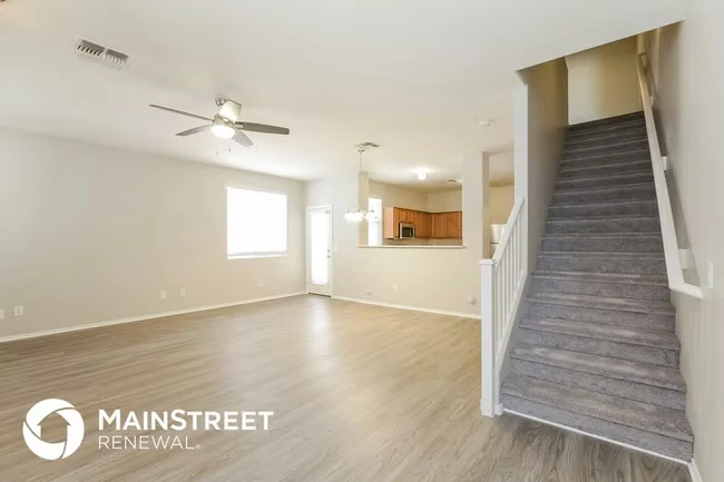 5158 W Illini St Phoenix, AZ 85043 photo 3