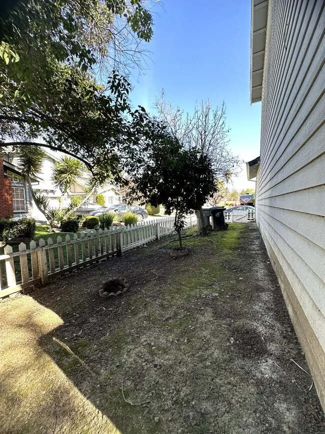 5469 Giuffrida Ct San Jose, CA 95123 photo 3