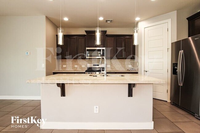 18742 W Colter St Litchfield Park, AZ 85340 photo 4