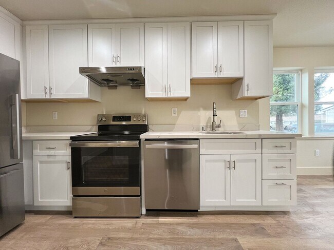 741 Fargo Ave San Leandro, CA 94579 photo 5
