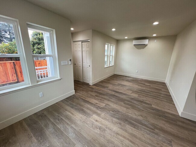 741 Fargo Ave San Leandro, CA 94579 photo 2