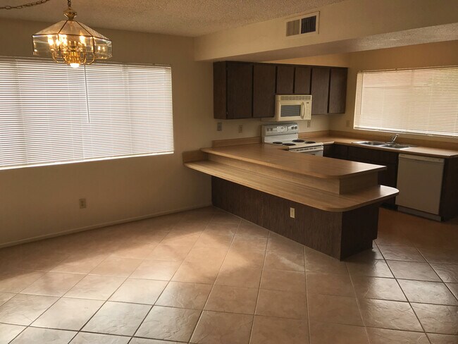 1653 W Plana Ave Mesa, AZ 85202 photo 5