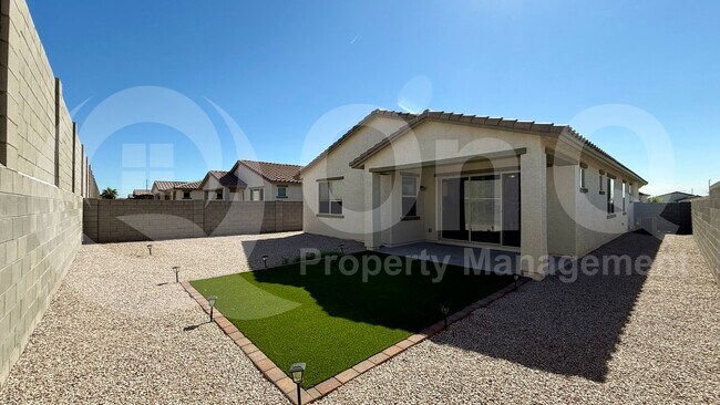 24196 W Hess Ave Buckeye, AZ 85326 photo 5