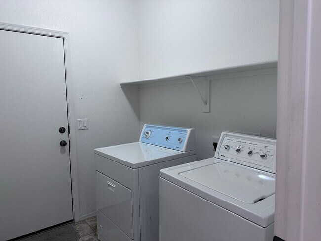4415 E Peach Tree Dr Chandler, AZ 85249 photo 4