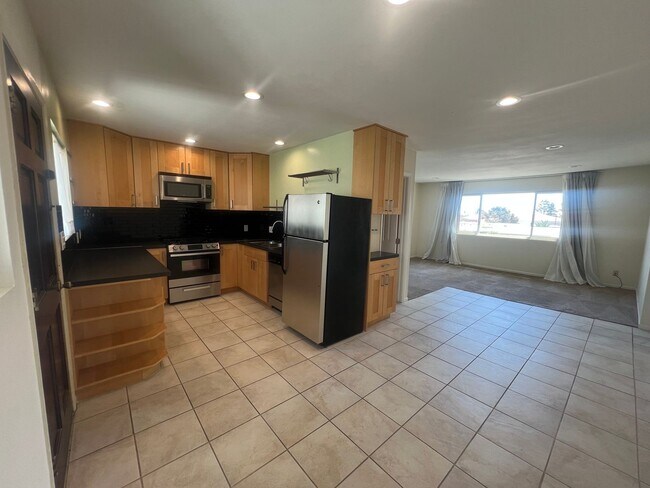 4875 Cole St San Diego, CA 92117