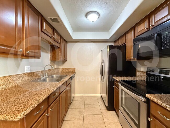 3119 W Cochise Dr Phoenix, AZ 85051 photo 5