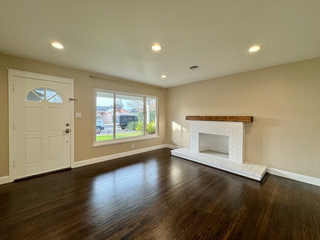 1118 Kansas Ave Napa, CA 94559 photo 4