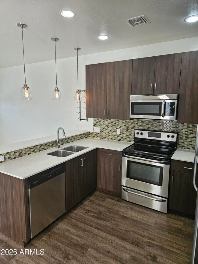 7981 E Wilshire Dr Scottsdale, AZ 85257 photo 3