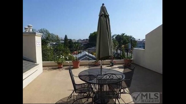 3990 Centre St San Diego, CA 92103 photo 4