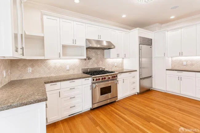 2825 Filbert St San Francisco, CA 94123 photo 3