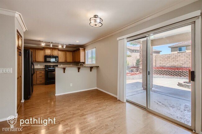 22264 W Desert Bloom St Buckeye, AZ 85326 photo 5