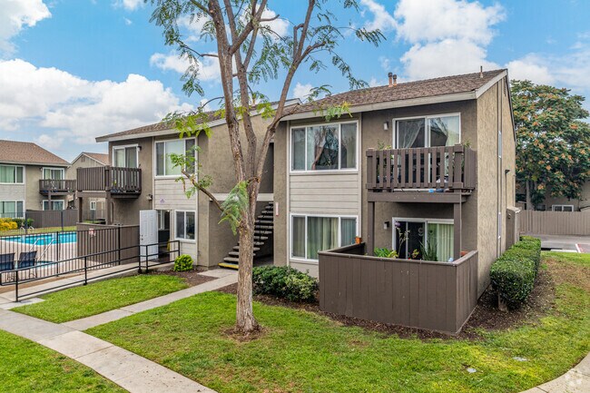 Summit Rose Apartments photo 3