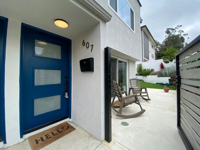 605 Bush St San Diego, CA 92103 photo 3