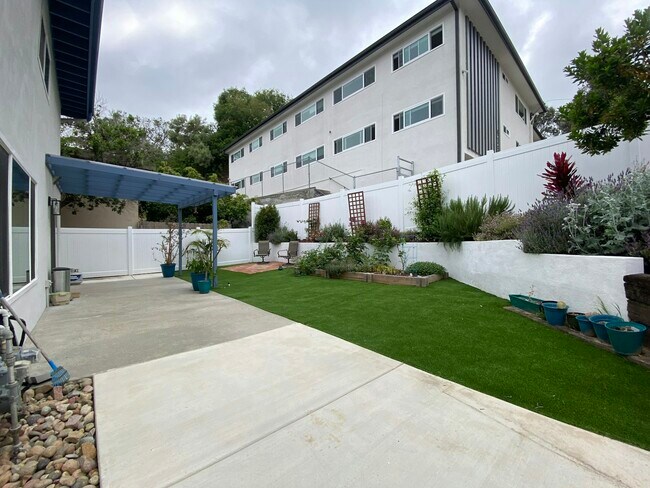 605 Bush St San Diego, CA 92103 photo 5