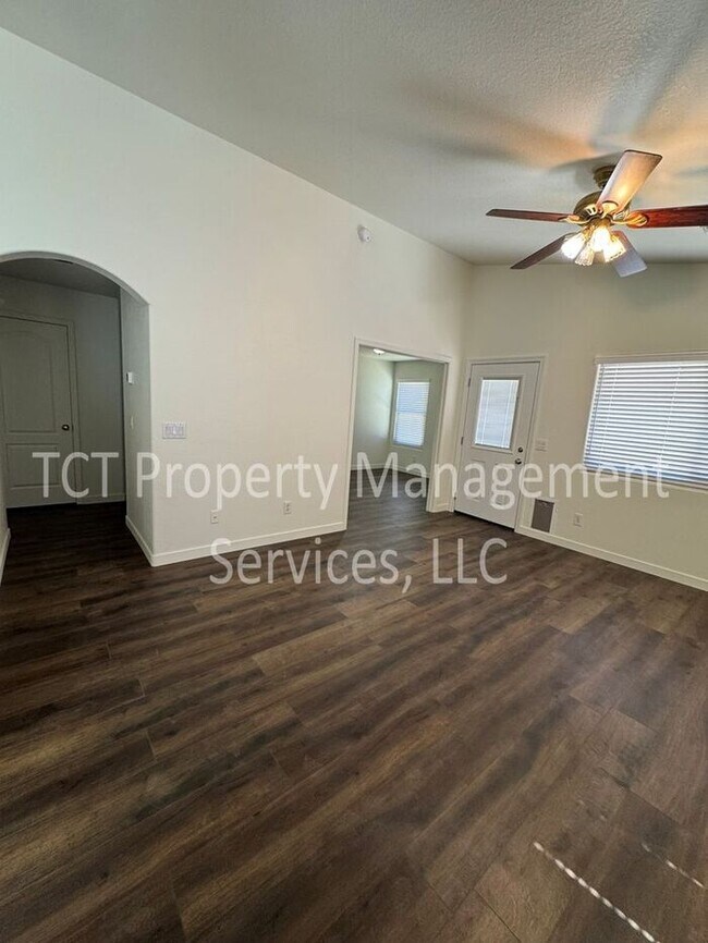 9317 E Olla Ave Mesa, AZ 85212 photo 3