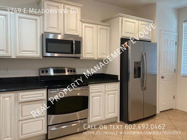 3249 E Meadowview Dr Gilbert, AZ 85298 photo 5