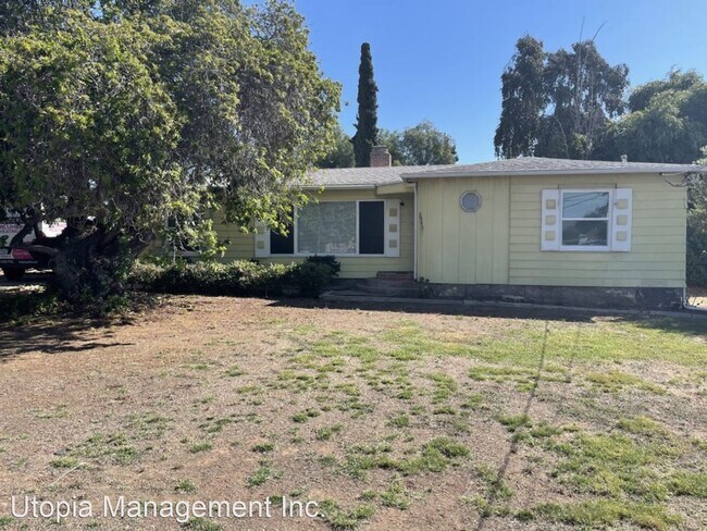 2543 Washington St Lemon Grove, CA 91945