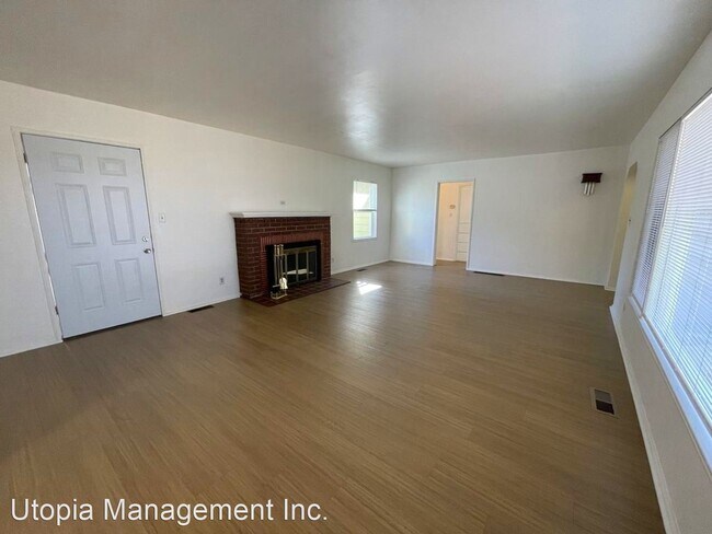 2543 Washington St Lemon Grove, CA 91945 photo 4