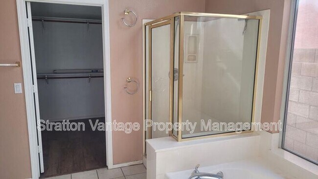6714 W Wahalla Ln Glendale, AZ 85308 photo 4
