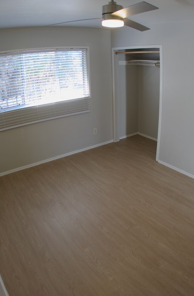 5048 54th St San Diego, CA 92115 photo 3