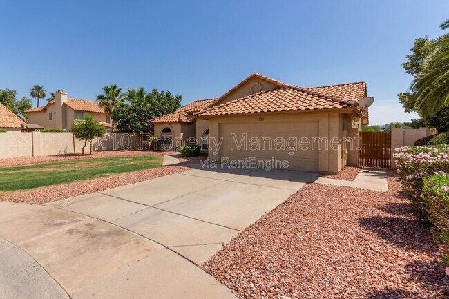 2381 W Redwood Dr Chandler, AZ 85248 photo 3