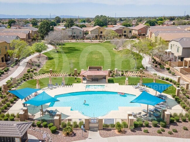 1350 S Greenfield Rd Mesa, AZ 85206 photo 4