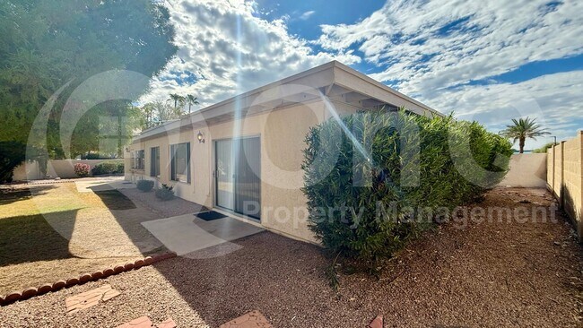 7008 N Vía De Paesia Scottsdale, AZ 85250 photo 2