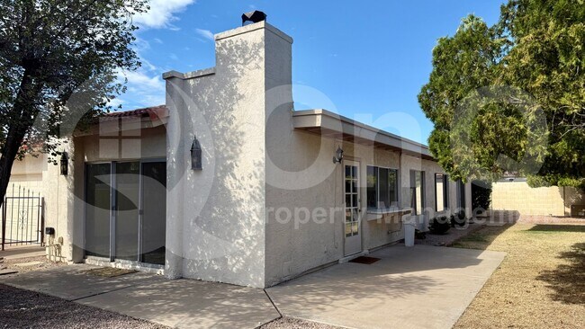 7008 N Vía De Paesia Scottsdale, AZ 85250 photo 3