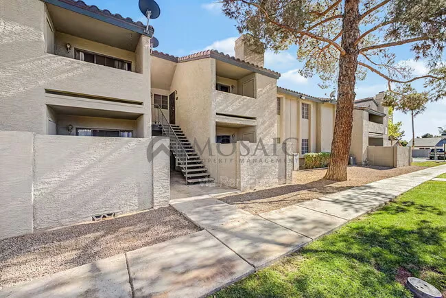 533 W Guadalupe Rd Mesa, AZ 85210 photo 3