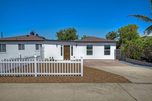 199 Twin Oaks Cir Chula Vista, CA 91910
