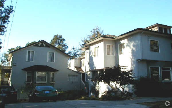 1432-1434 Arch St. photo 5