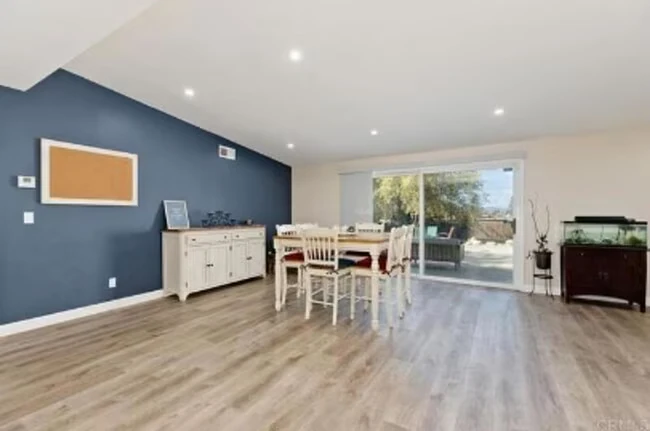 1806 Wight Way El Cajon, CA 92021 photo 3
