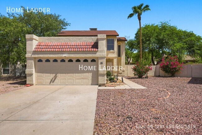 745 N Hazelton Dr