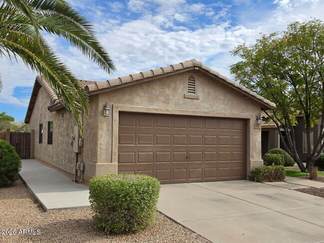 34 E Nolana Pl San Tan Valley, AZ 85143 photo 2