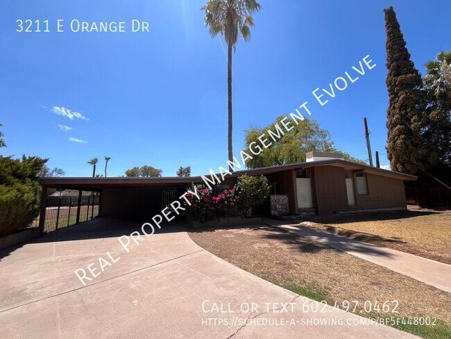 3211 E Orange Dr Phoenix, AZ 85018 photo 3
