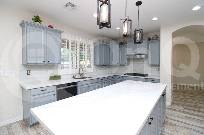1233 E Zion Way Chandler, AZ 85249 photo 4