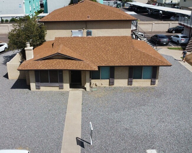 3352 W Harmont Dr _ ArizonaLotusInvestments LLC photo 2