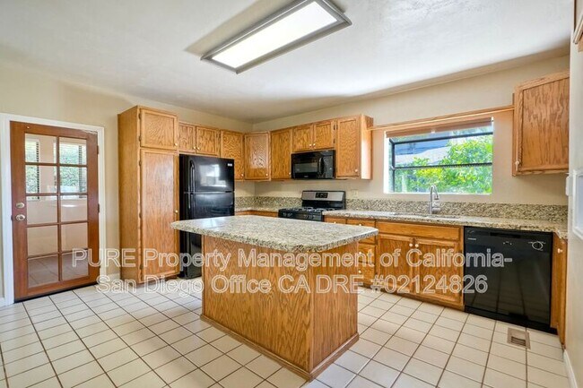 144 E 11th Ave Escondido, CA 92025 photo 5